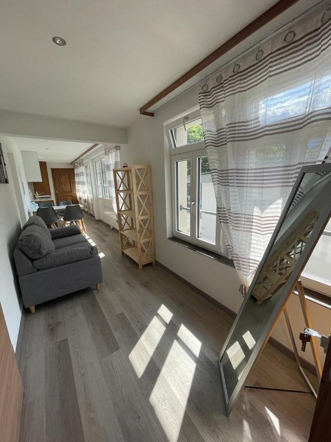 Moderne Einzigartige Wohnung In Altdorf Luaran gambar